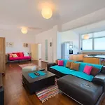 Drei Zimmer Wohnung Mit Meerblick